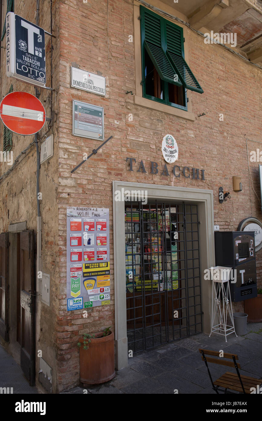 Shop tabacchi sign italy hires stock photography and images Alamy