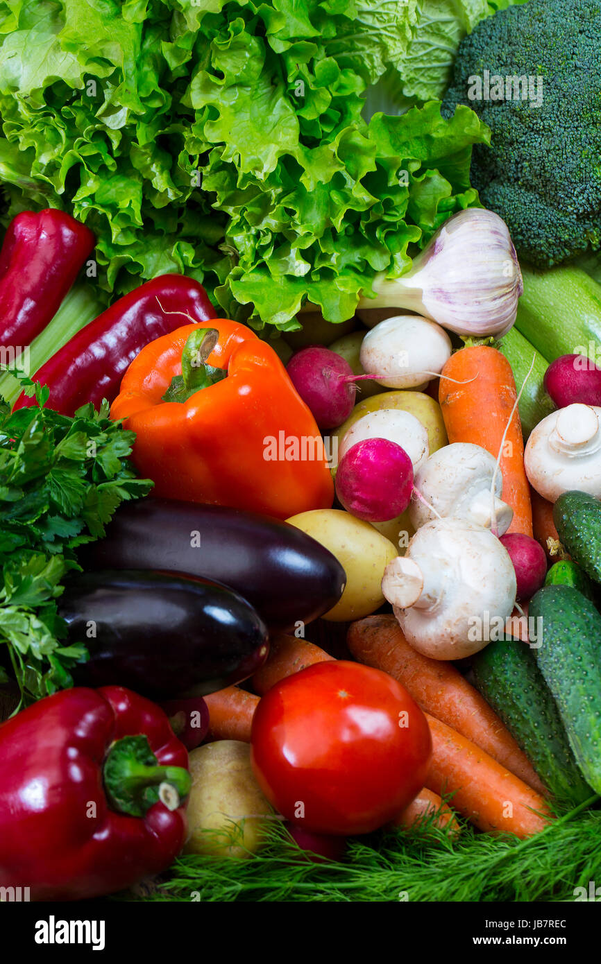 Background of fresh vegetables and greens closeup Stock Photo - Alamy