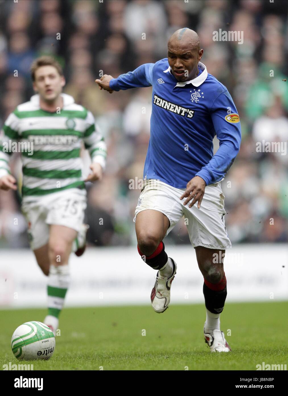 EL HADJI DIOUF GLASGOW RANGERS FC GLASGOW RANGERS FC CELTIC PARK 