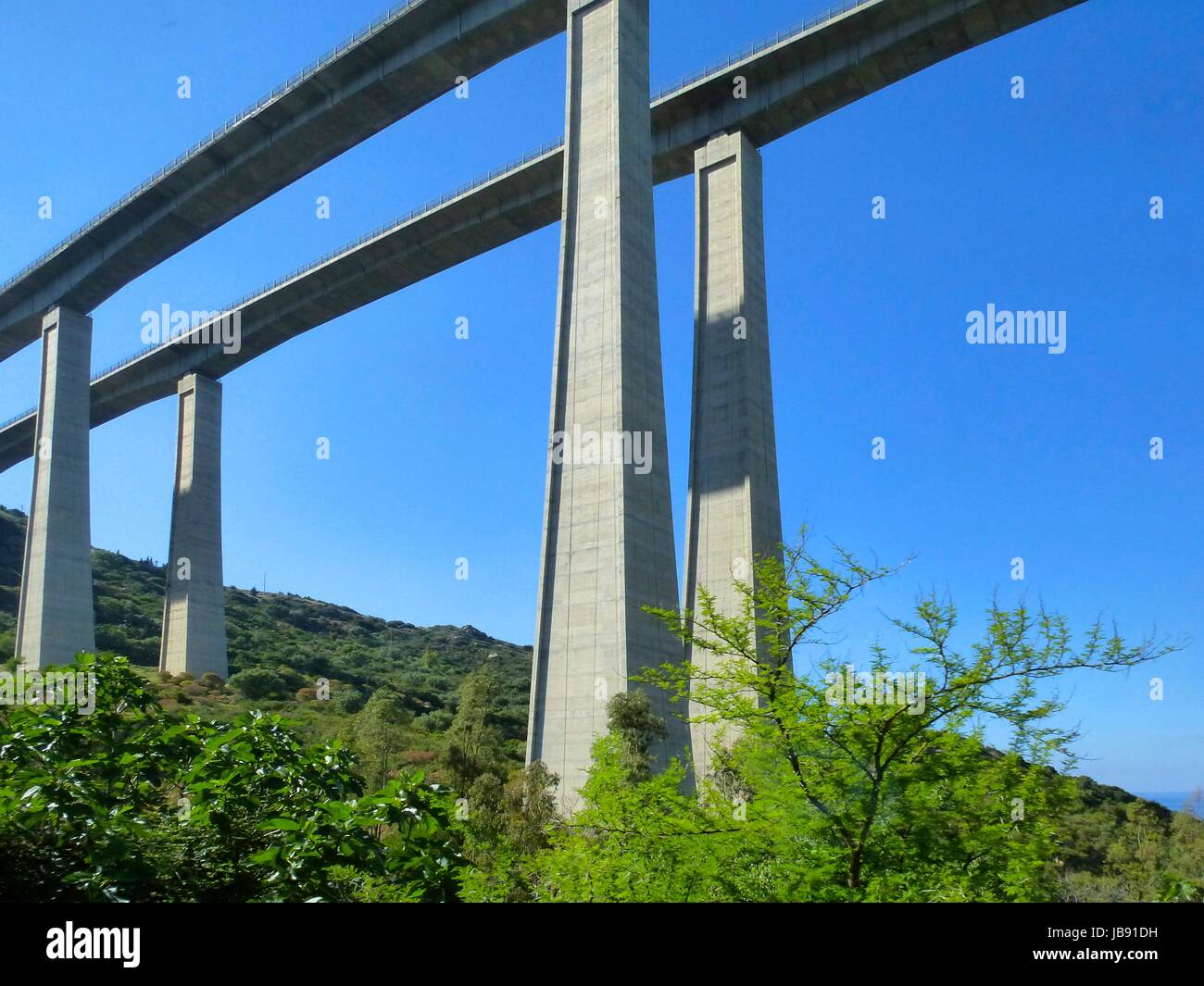 Italien So Soll Die Neue Hängebrücke Nach Sizilien Aussehen Insider Infos Enthüllt - 17pytm3