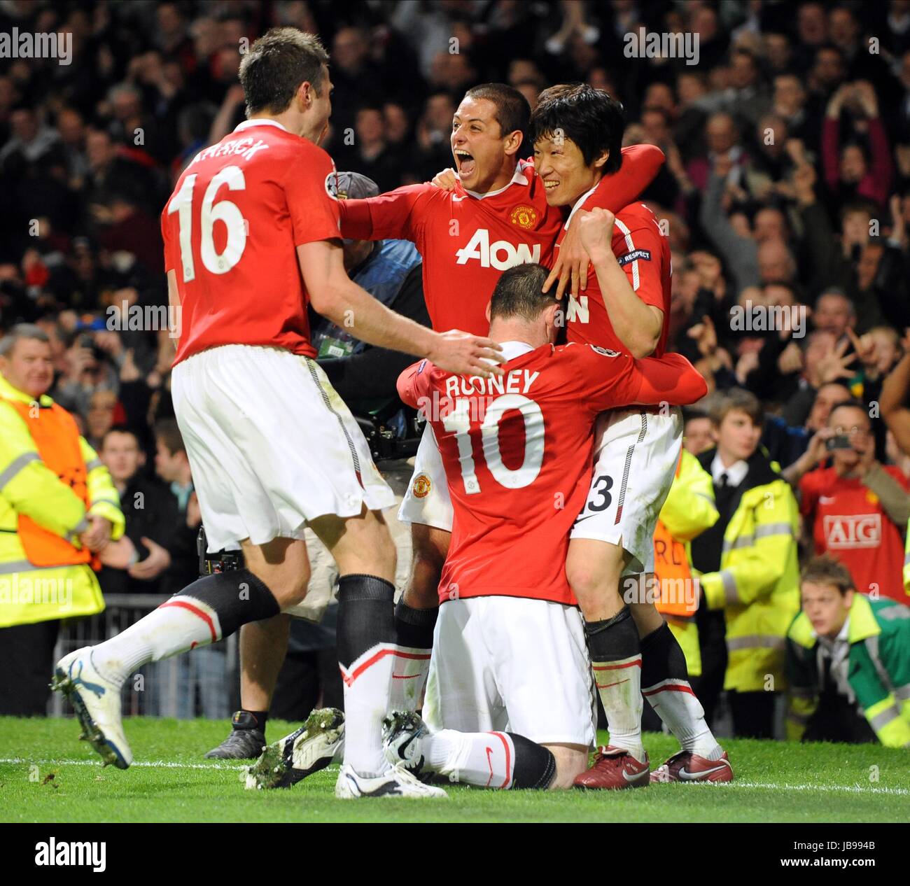 MICHAEL CARRICK, JAVIER HERNANDEZ, JISUNG PARK , WAYNE ROONEY