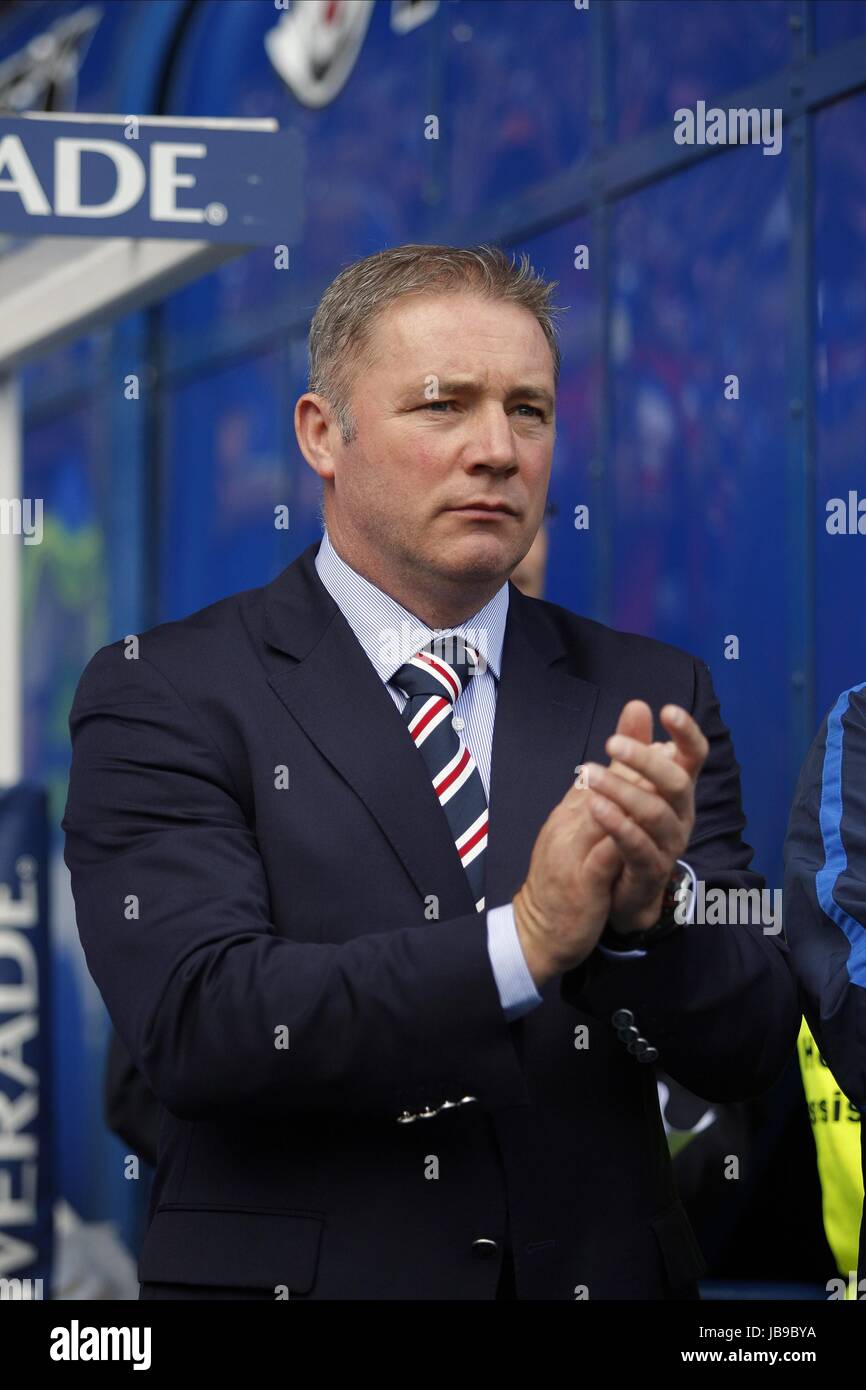ALLY MCCOIST GLASGOW RANGERS FC MANAGER GLASGOW RANGERS FC MANAGER