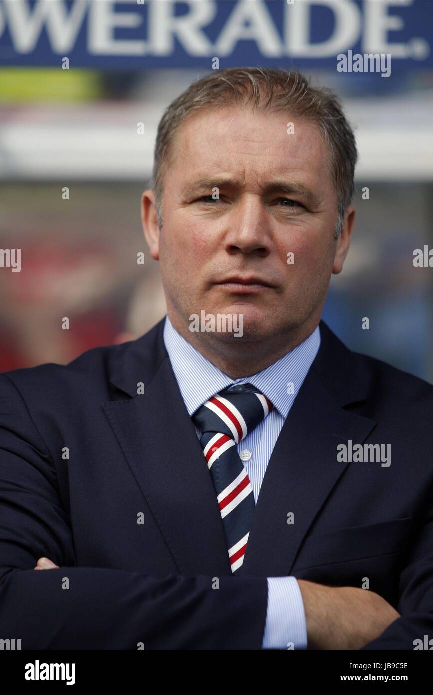 ALLY MCCOIST GLASGOW RANGERS FC MANAGER GLASGOW RANGERS FC MANAGER