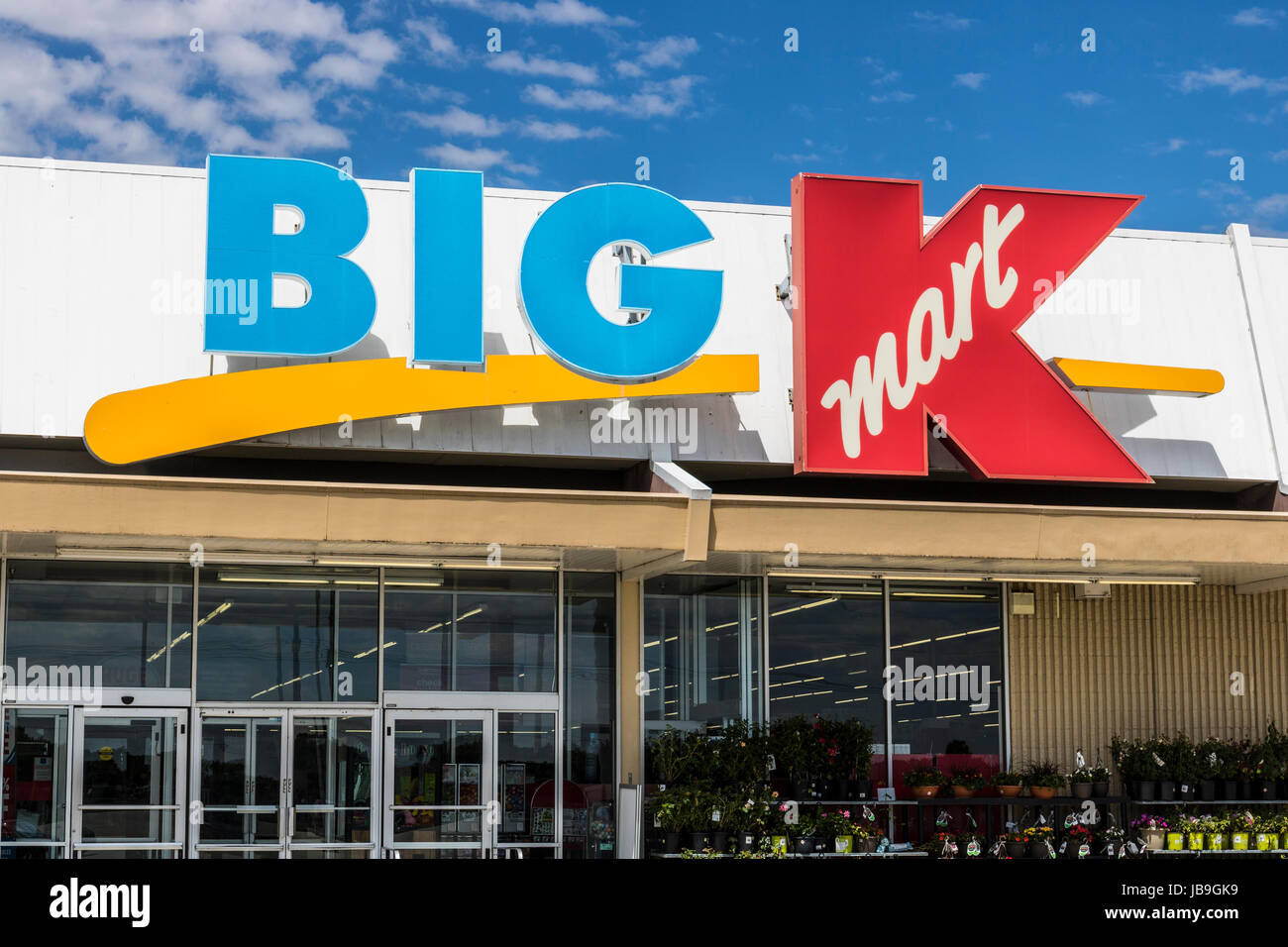 Indianapolis - Circa June 2017: Kmart Big K Retail Location. Many Kmart and Sears stores are closing in an effort to bring the company back to profita Stock Photo
