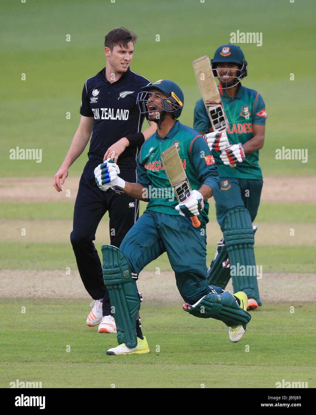Bangladeshs mahmudullah celebrates hi-res stock photography and images ...
