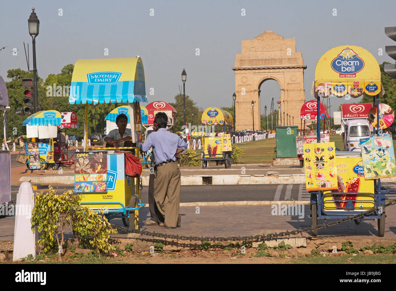 Ice cream carts hires stock photography and images Alamy