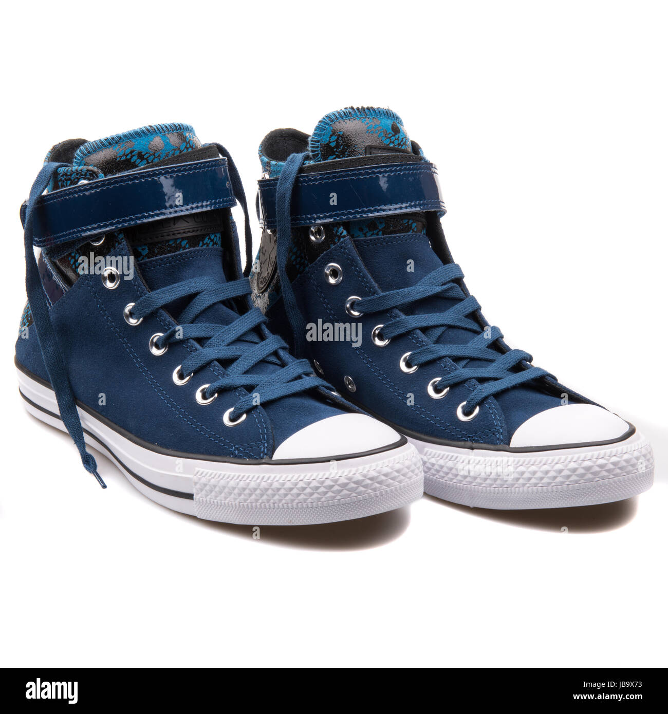 Converse Chuck Taylor Star Brea Hi Night Nighttime Blue Women's Shoes - Stock Photo Alamy