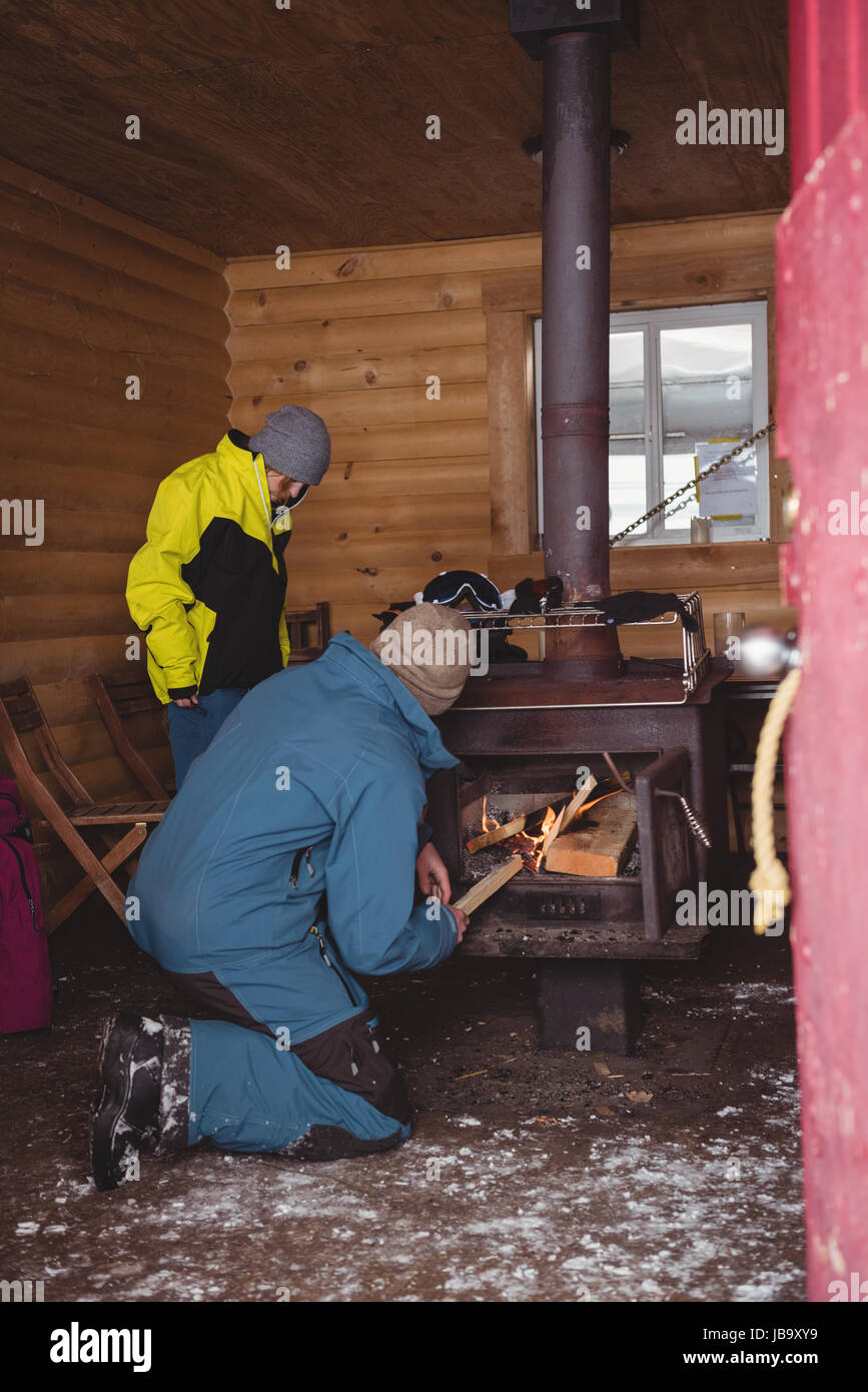 Wood burning stove cabin hi-res stock photography and images - Alamy