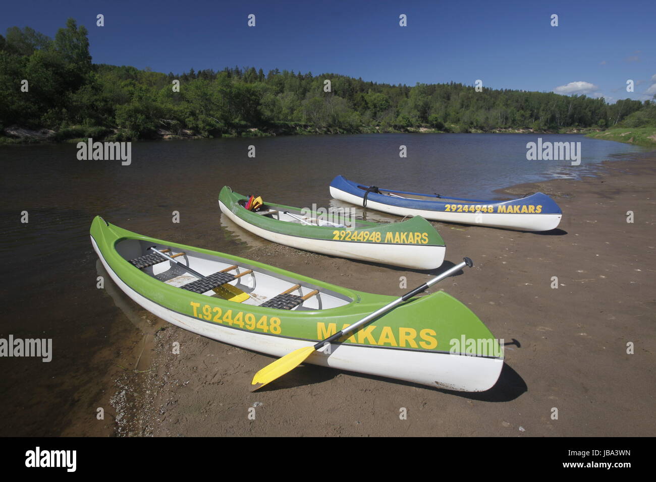 Kanu Fahren auf den Fluss Gauja in Sigulad oestlich von Riga der Hauptstadt von Lettland im Baltikum in Osteuropa. Stock Photo