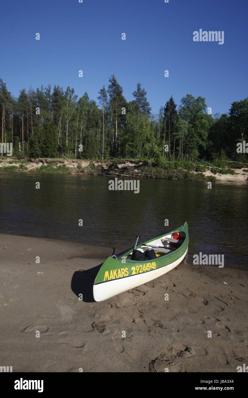 Kanu Fahren auf den Fluss Gauja in Sigulad oestlich von Riga der Hauptstadt von Lettland im Baltikum in Osteuropa. Stock Photo