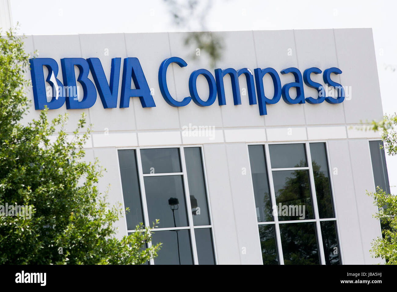 Bbva compass hi-res stock photography and images - Alamy