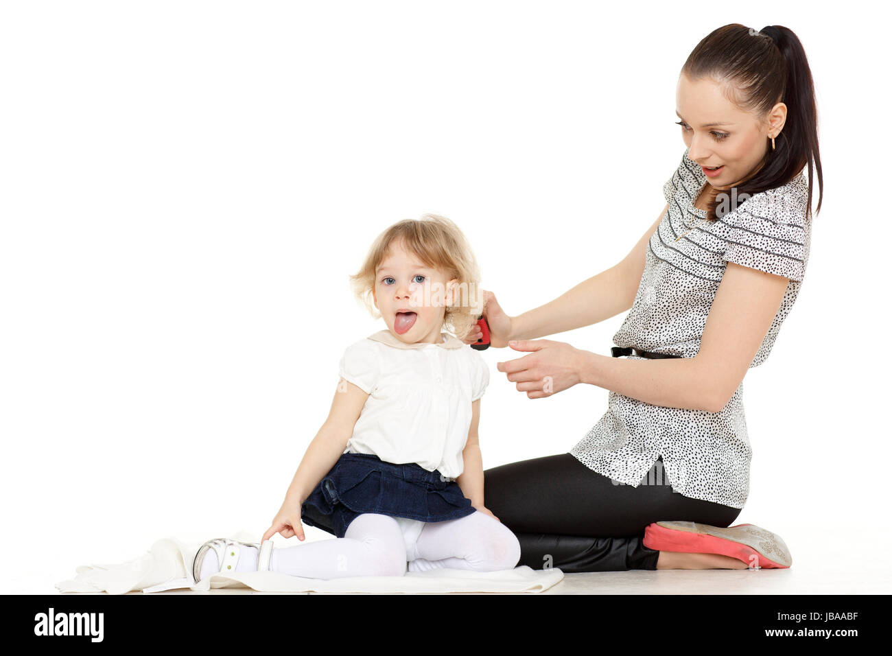 Brush hair mum daughter hi-res stock photography and images - Page 2 - Alamy