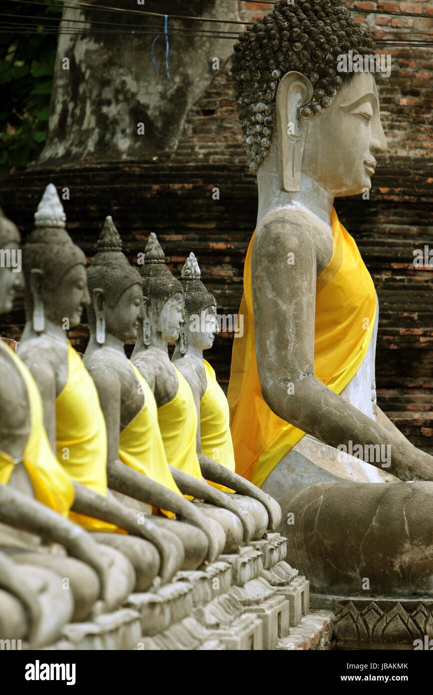 Der Wat Yai Chai Tempel in der Tempelstadt Ayutthaya noerdlich von Bangkok in Thailand. Stock Photo