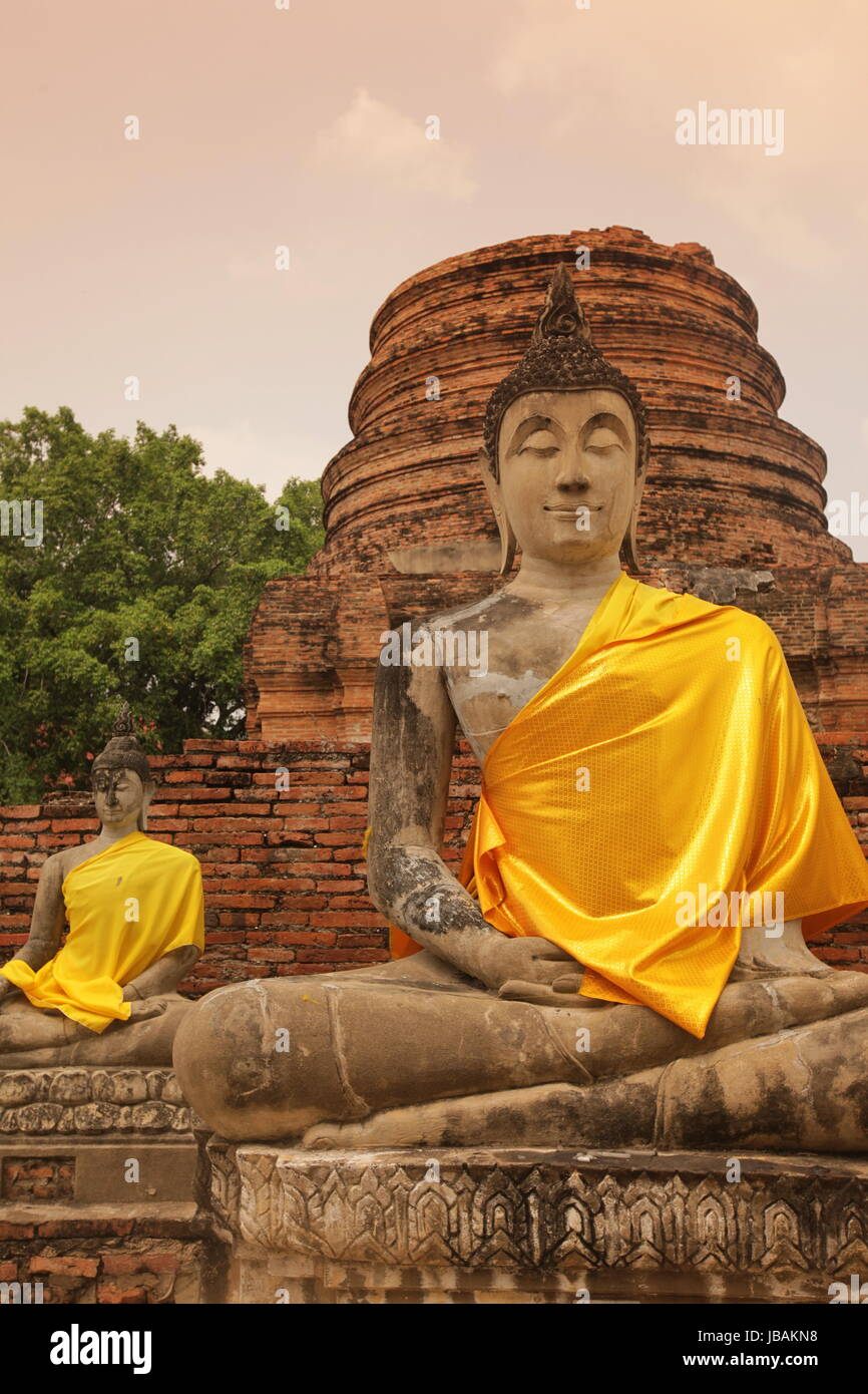 Der Wat Yai Chai Tempel in der Tempelstadt Ayutthaya noerdlich von Bangkok in Thailand Stock Photo