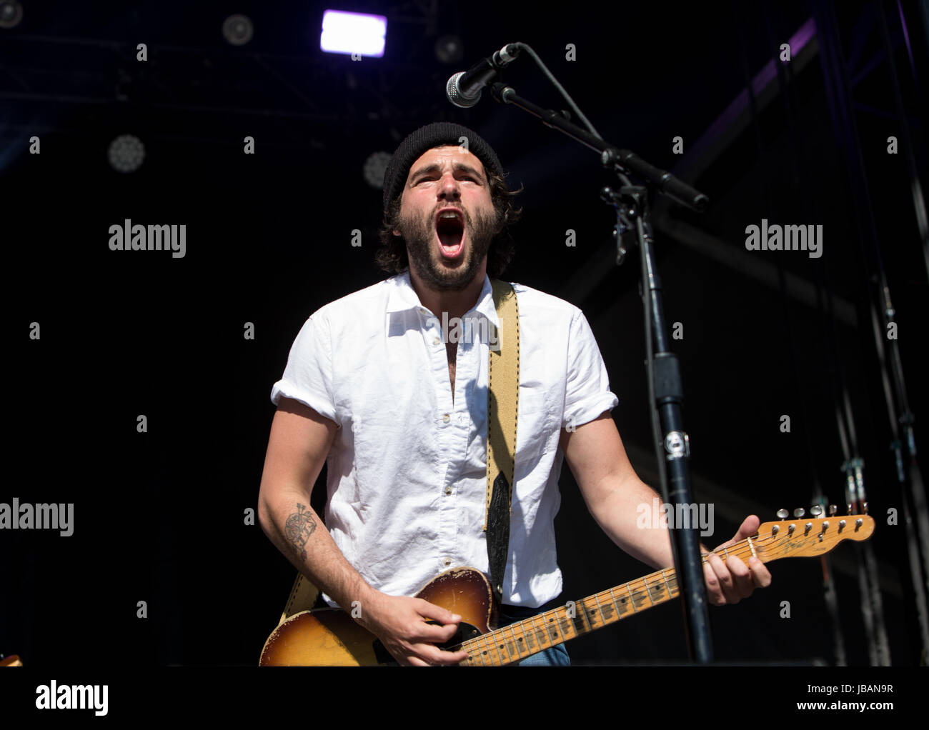 Matt Mays performing at the 2017 Field Trip Music & Arts Festival in