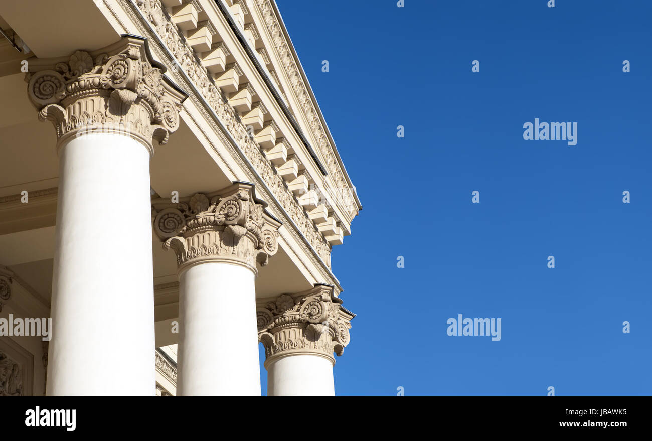 Ornately decorated Corinthian columns. Blue sky Stock Photo - Alamy