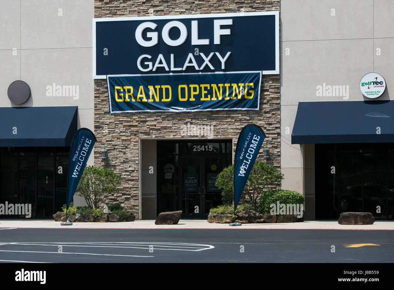 A logo sign outside of a Golf Galaxy retail store in Houston, Texas, on May  28, 2017 Stock Photo - Alamy