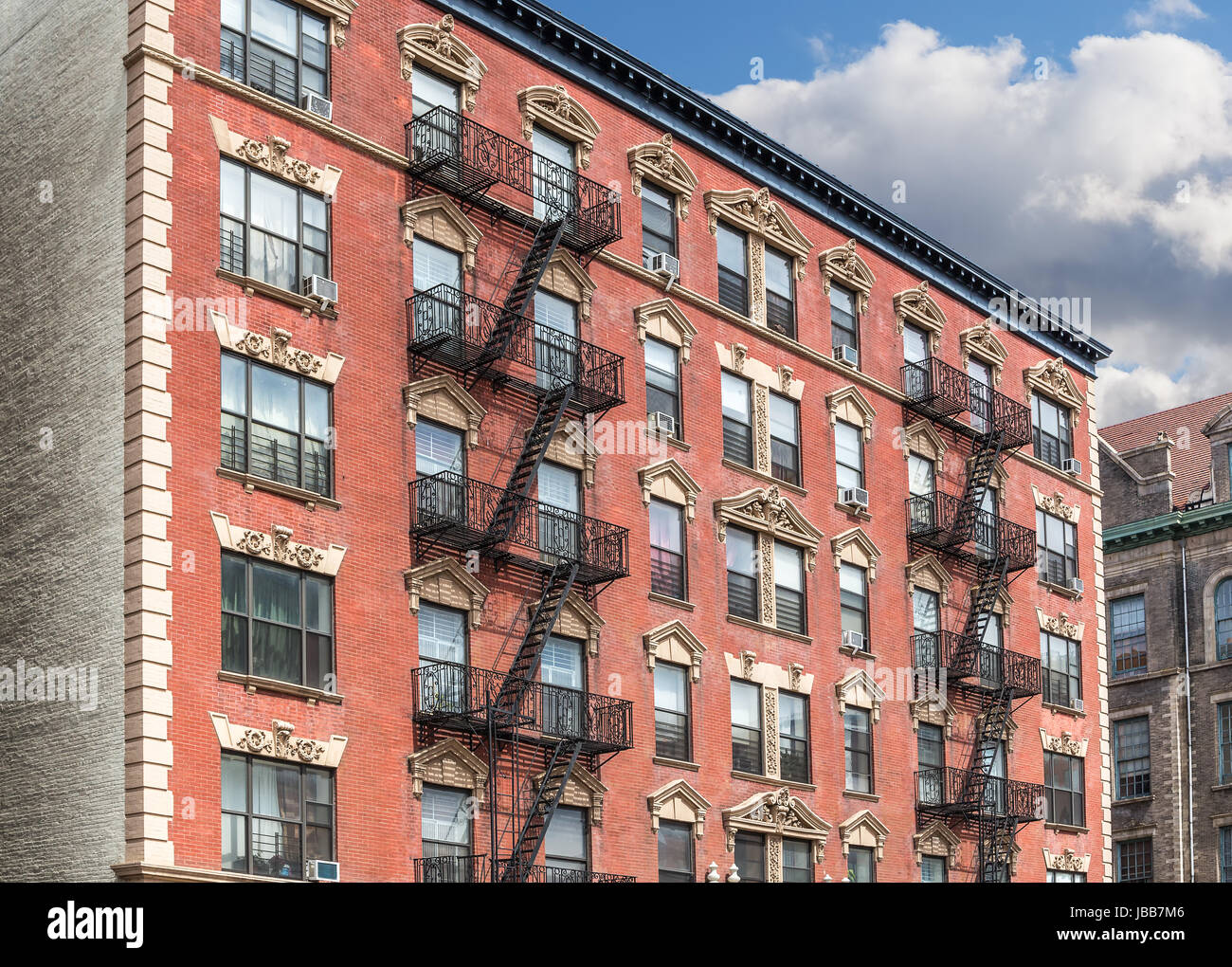 Old house of brick with fire escape in New York Stock Photo - Alamy