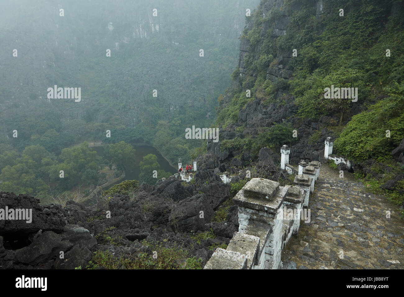 Stairs to Mua Cave Lookout, Lying Dragon Mountain, Trang An Landscape Complex (UNESCO World Heritage Area), near Ninh Binh, Vietnam Stock Photo