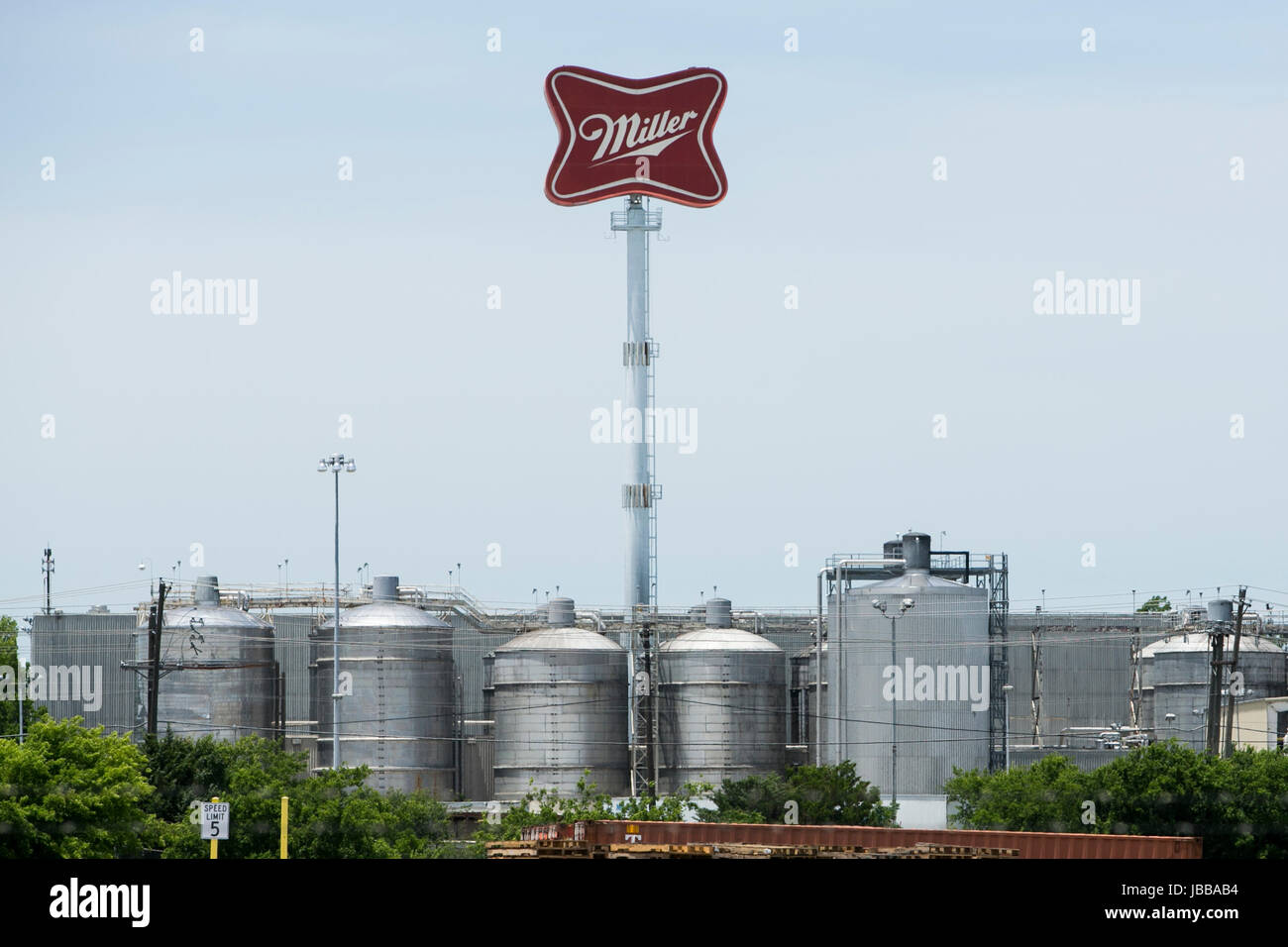 Logo millercoors hires stock photography and images Alamy