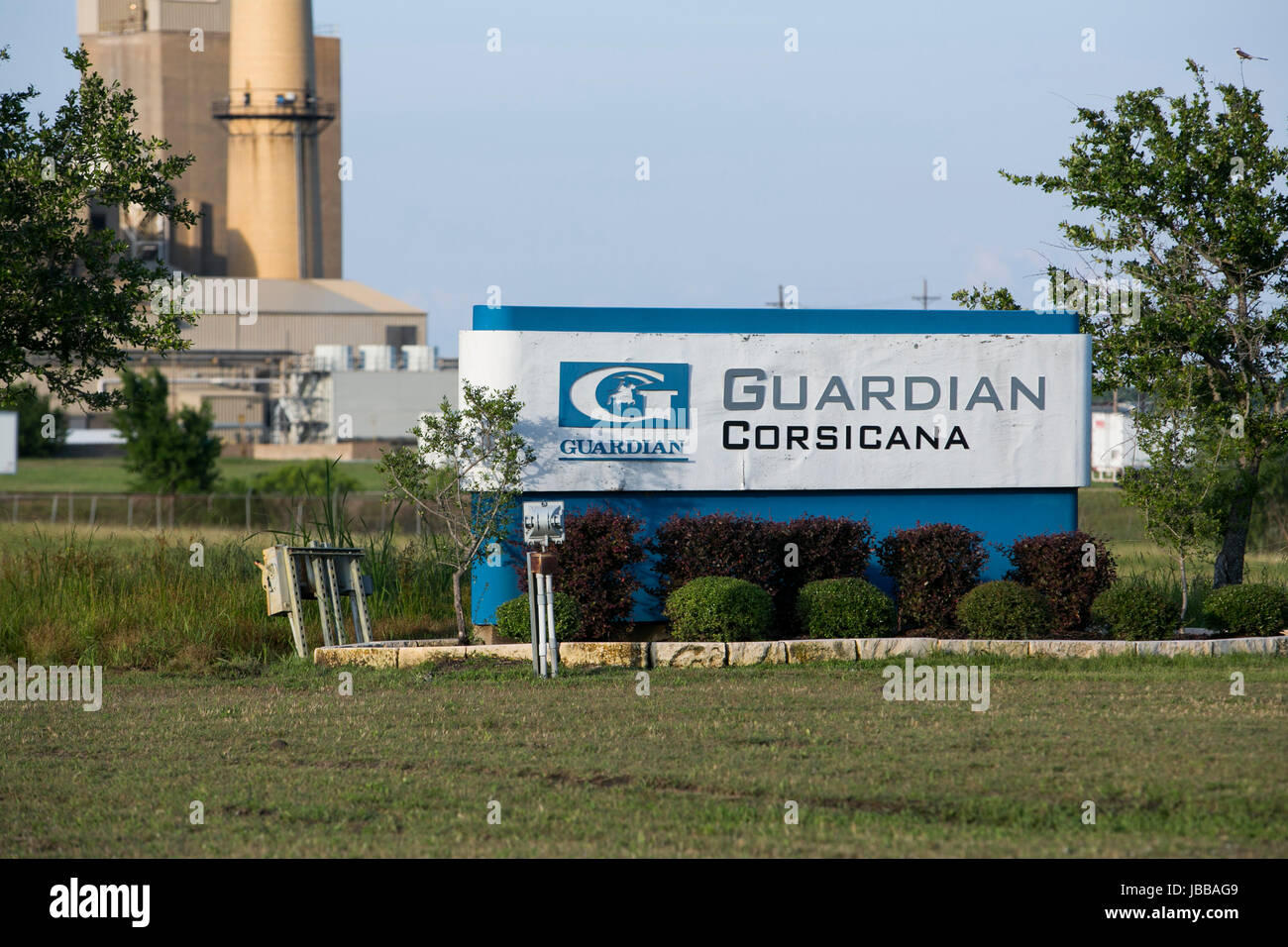 Guardian Industries Logo