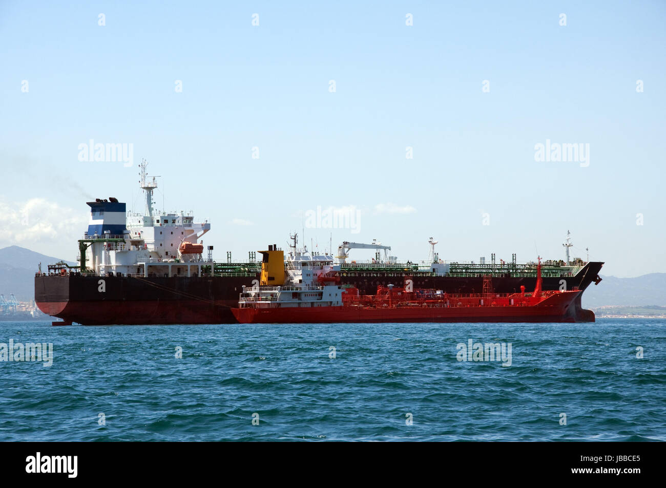 Liquid gas transport barge hi-res stock photography and images - Alamy