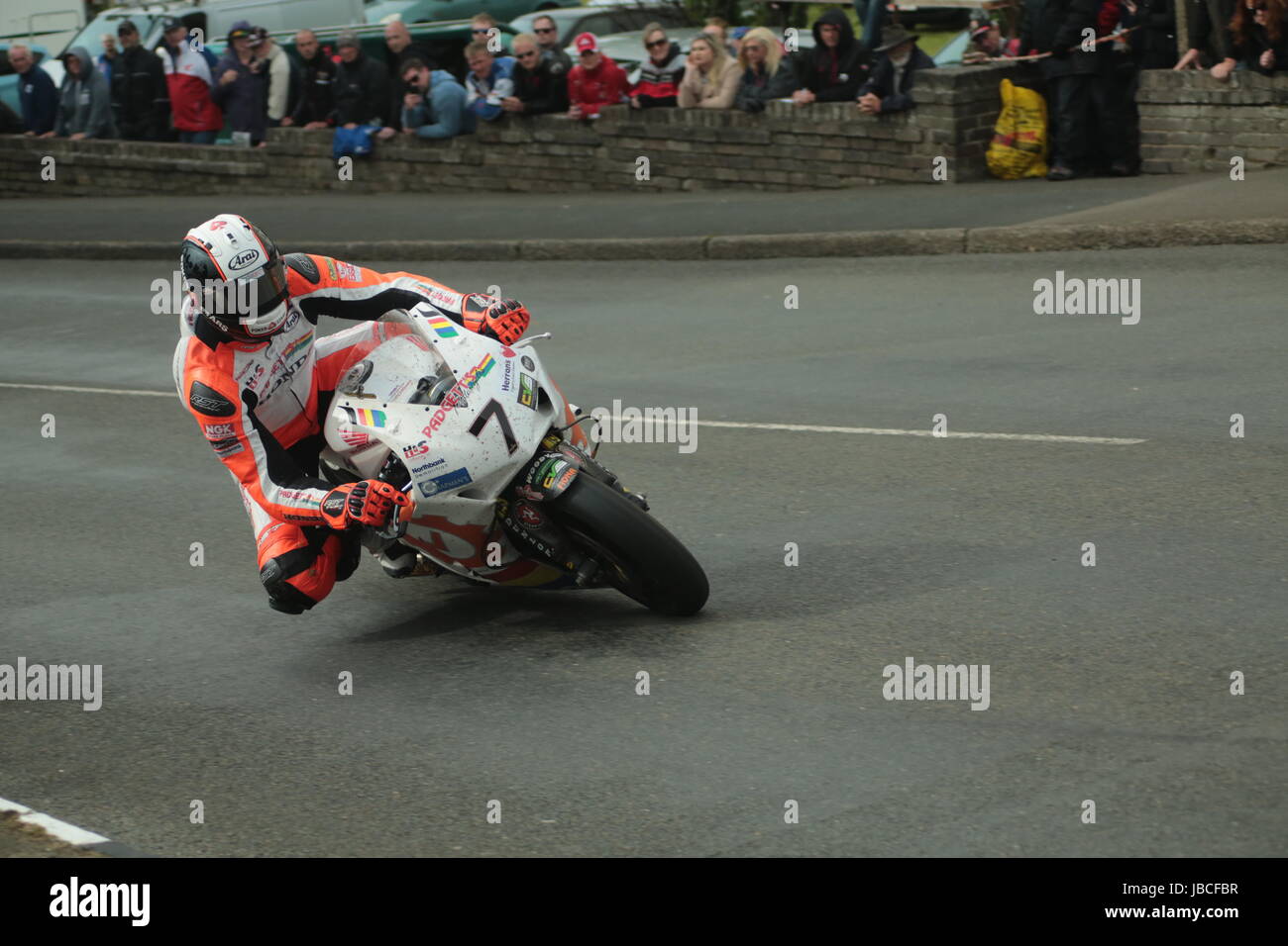 Isle Of Man, British Isles (UK). 9th June, 2017.  Fan Favorite, number 7, Conor Cummins on his Honda motorcyycle (padgettsmotorcycles.com) at Cruickshank's Corner, Ramsey, Isle of Man, UK. Pokerstars Senior TT Race. (Detailed competitor information: https://www.iomtt.com/TT-Database.aspx) Credit: Louisa Jane Bawden/Alamy Live News. Stock Photo