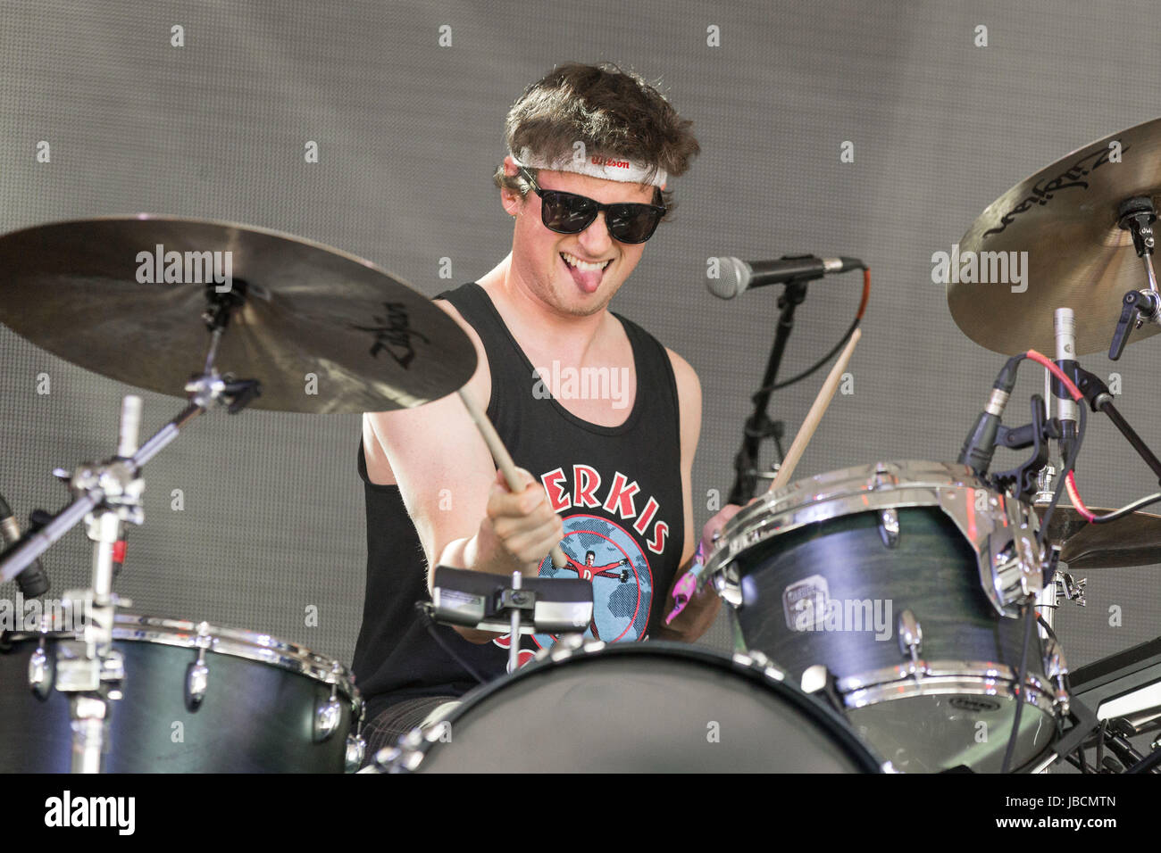 Manchester, Tennessee, USA. 9th June, 2017. ANDREW KATZ of Car Seat Headrest during Bonnaroo Music and Arts Festival at Great Stage Park in Manchester, Tennessee Credit: Daniel DeSlover/ZUMA Wire/Alamy Live News Stock Photo