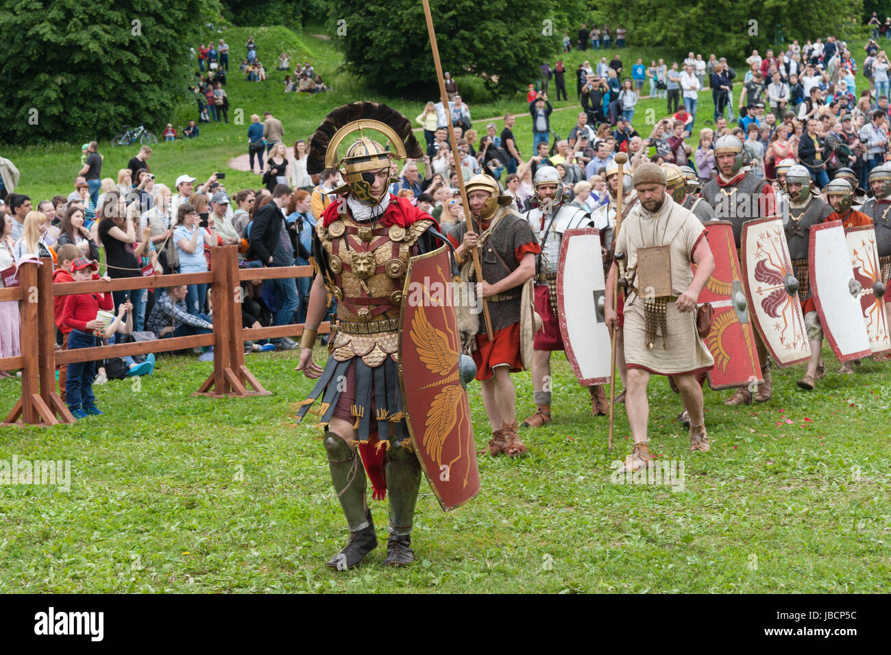 Moscow, Russia. 10th June, 2017. International Times & Epochs history reenactment festival in under way in Moscow. About 6000 reenactors from around the world take part in this 12 day long festival. They represent many history periods from times of ancient Greece and Rome to XX century on more than 15 festival areas all over the city. Ancient Rome period everyday life scenes, gladiator games and other events are presented in Kolomenskoe public park. Publius Quinctilius Varus legions on the last march to Teutoburg forest. Credit: Alex's Pictures/Alamy Live News Stock Photo