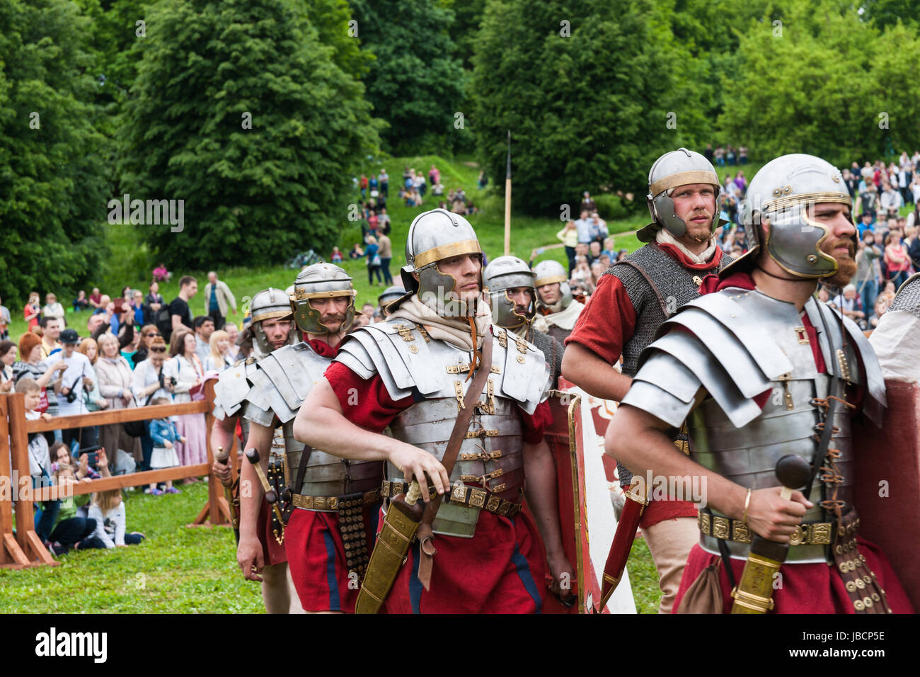 Moscow, Russia. 10th June, 2017. International Times & Epochs history reenactment festival in under way in Moscow. About 6000 reenactors from around the world take part in this 12 day long festival. They represent many history periods from times of ancient Greece and Rome to XX century on more than 15 festival areas all over the city. Ancient Rome period everyday life scenes, gladiator games and other events are presented in Kolomenskoe public park. Publius Quinctilius Varus legions on the last march to Teutoburg forest. Credit: Alex's Pictures/Alamy Live News Stock Photo