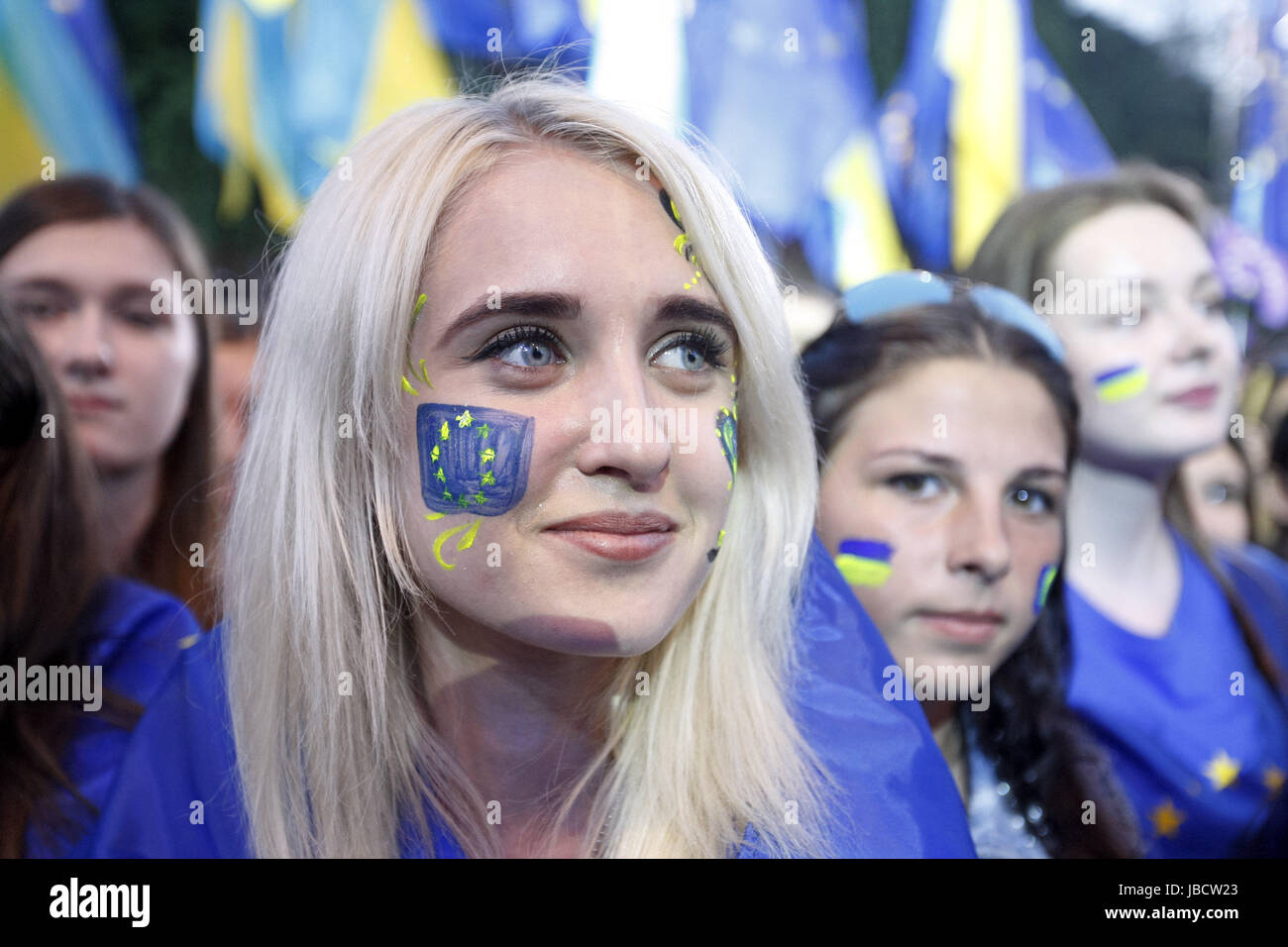 кантемир балагов фото. жители европы. отзывы европейцев. девушки евросоюза. отзывы европейцев.