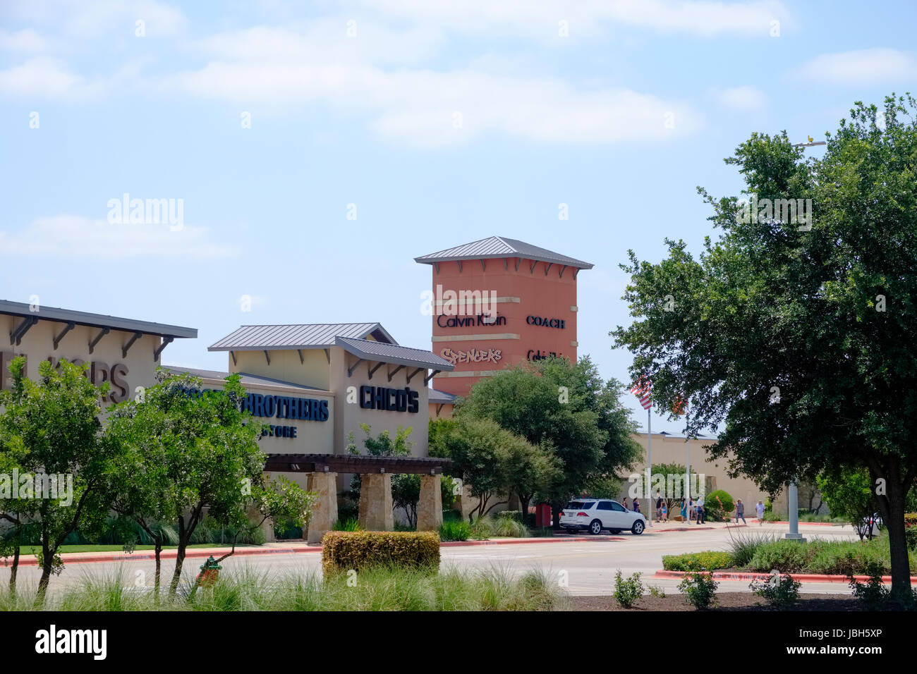 Outlet shopping mall store fronts in Round Rock, Texas Stock Photo