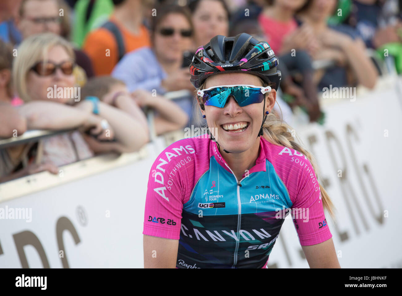 London, UK.  11th June 2017. Final stage of the 2017 Women’s Tour of Britain, Hannah Barnes celebrates her 3rd place overall. Credit: Neville Styles/Alamy Live News Stock Photo
