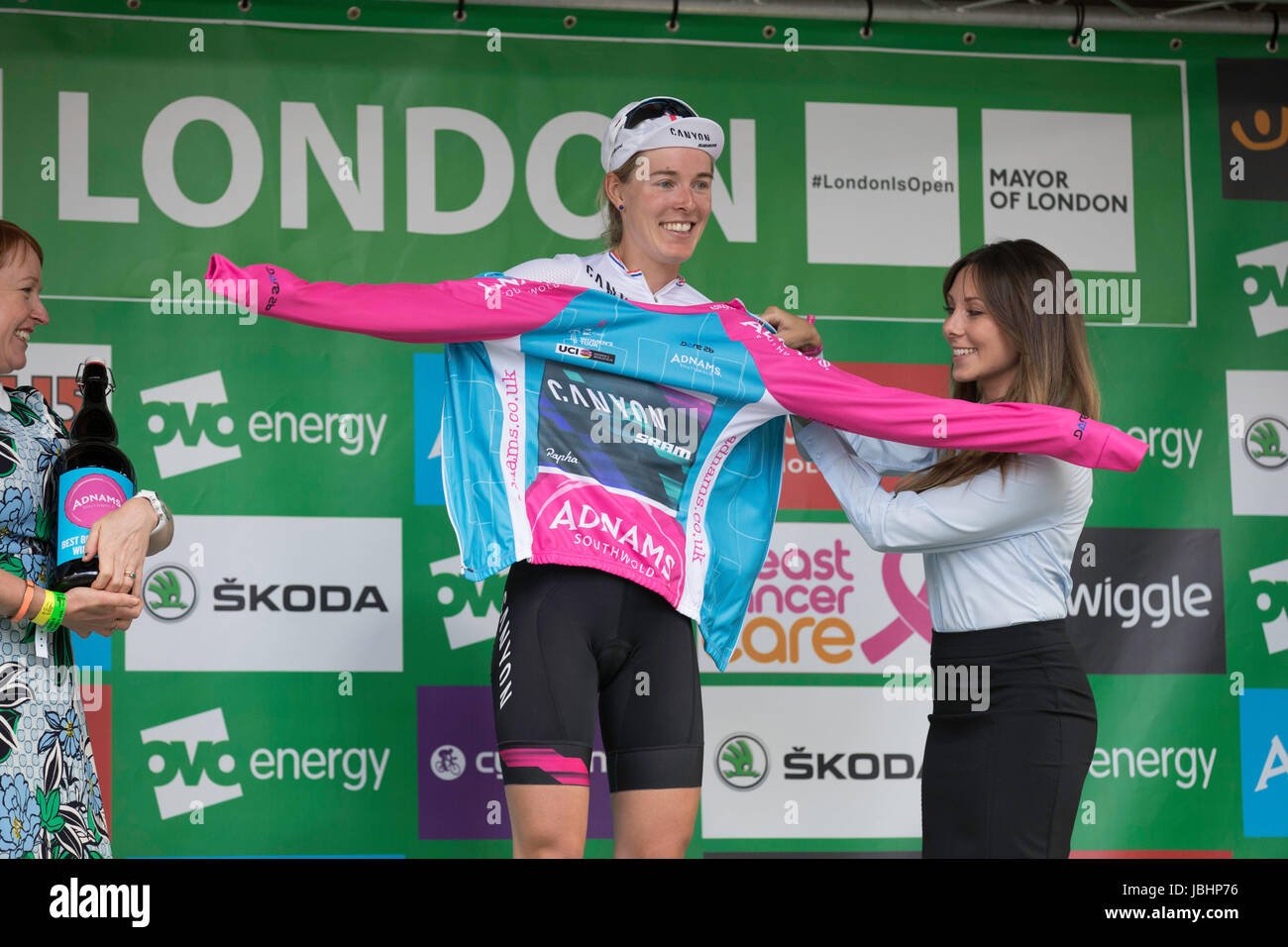 London, UK.  11th June 2017. Final stage of the 2017 Women’s Tour of Britain. Hannah Barnes wins the jersey for the most combatitive ride of the stage. Credit: Neville Styles/Alamy Live News Stock Photo