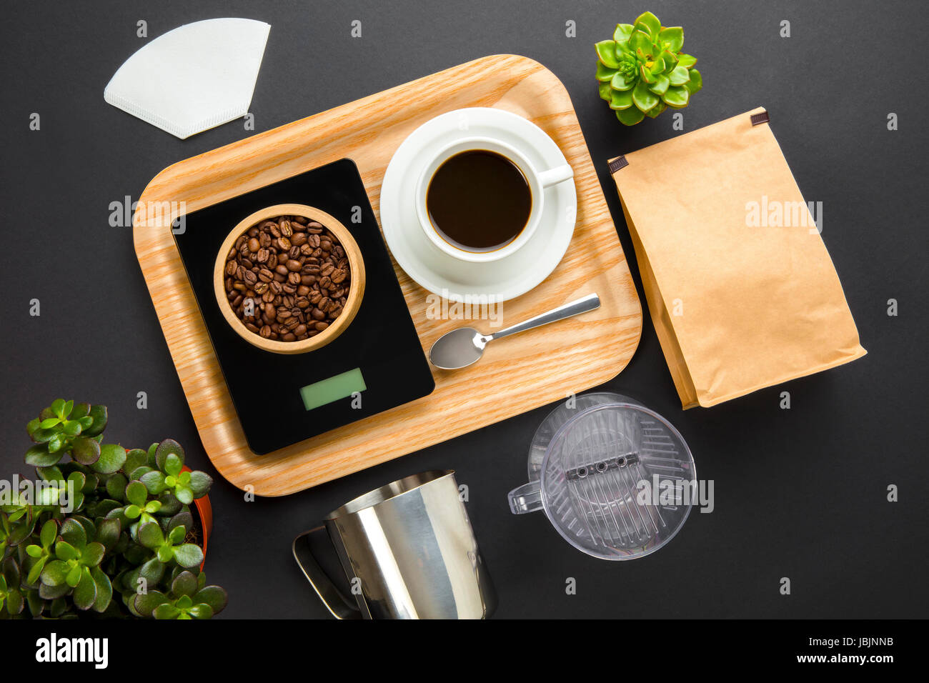 Eighteen Grams Roasted Coffee Beans Espresso Small Scale Display Stock  Photo by ©kris-ti-sirk.mail.ru 368192392