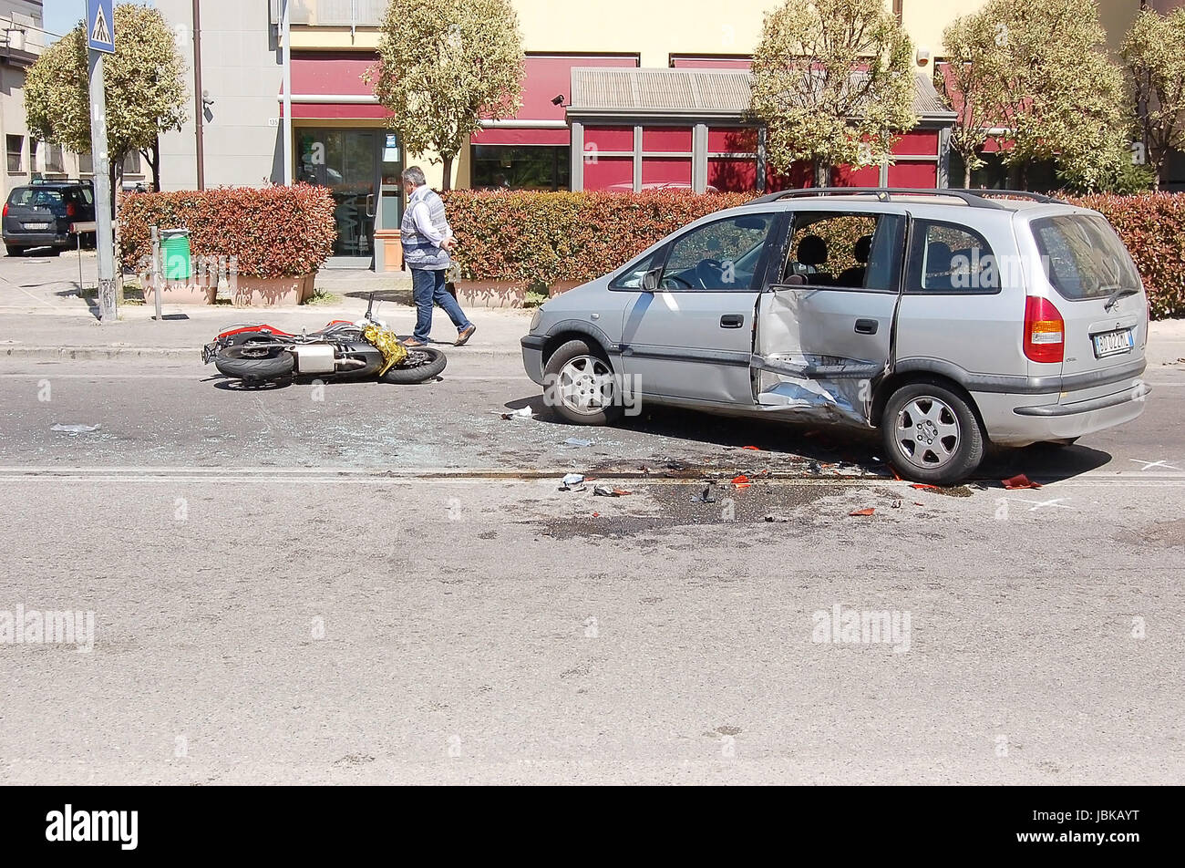 Broadside collision hi-res stock photography and images - Alamy