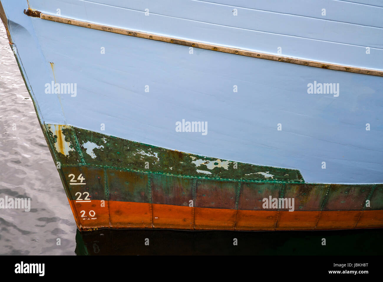 Bug eines Schiffes im Hafen von Eckernförde, Deutschland Stock Photo - Alamy