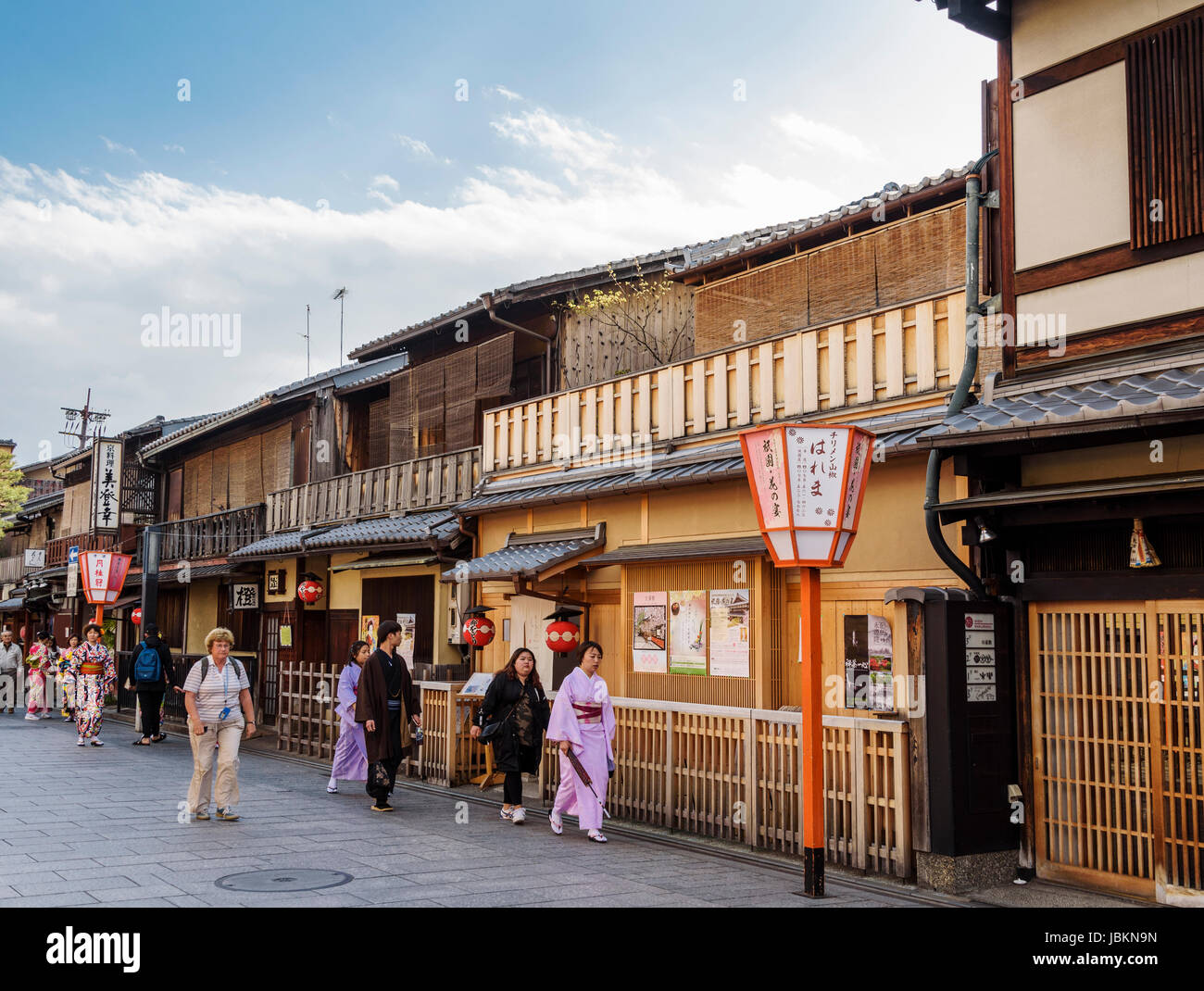 Tourists, many of whom are dressed in typical Japanese kimono Stock Photo