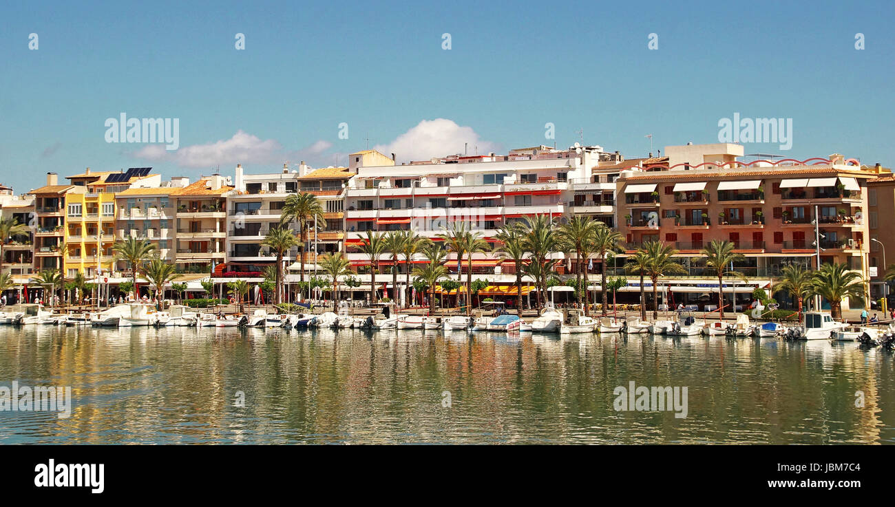 Port d'Alcudia Mallorca Spanien / Port d'Alcudia Mallorca Spain Stock Photo
