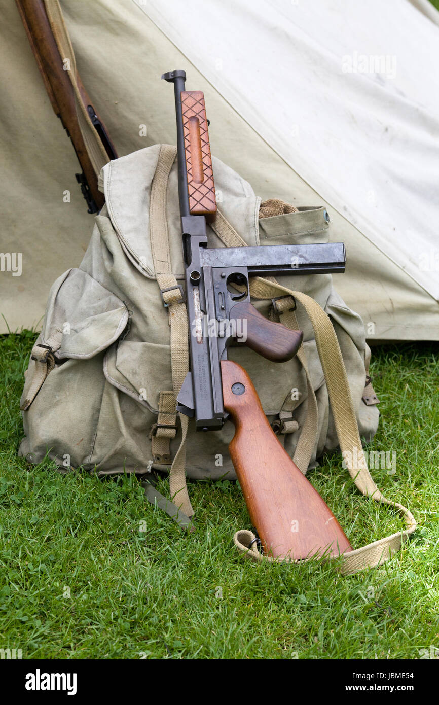 world war 11 reenactment, Thompson Submachine Gun Stock Photo