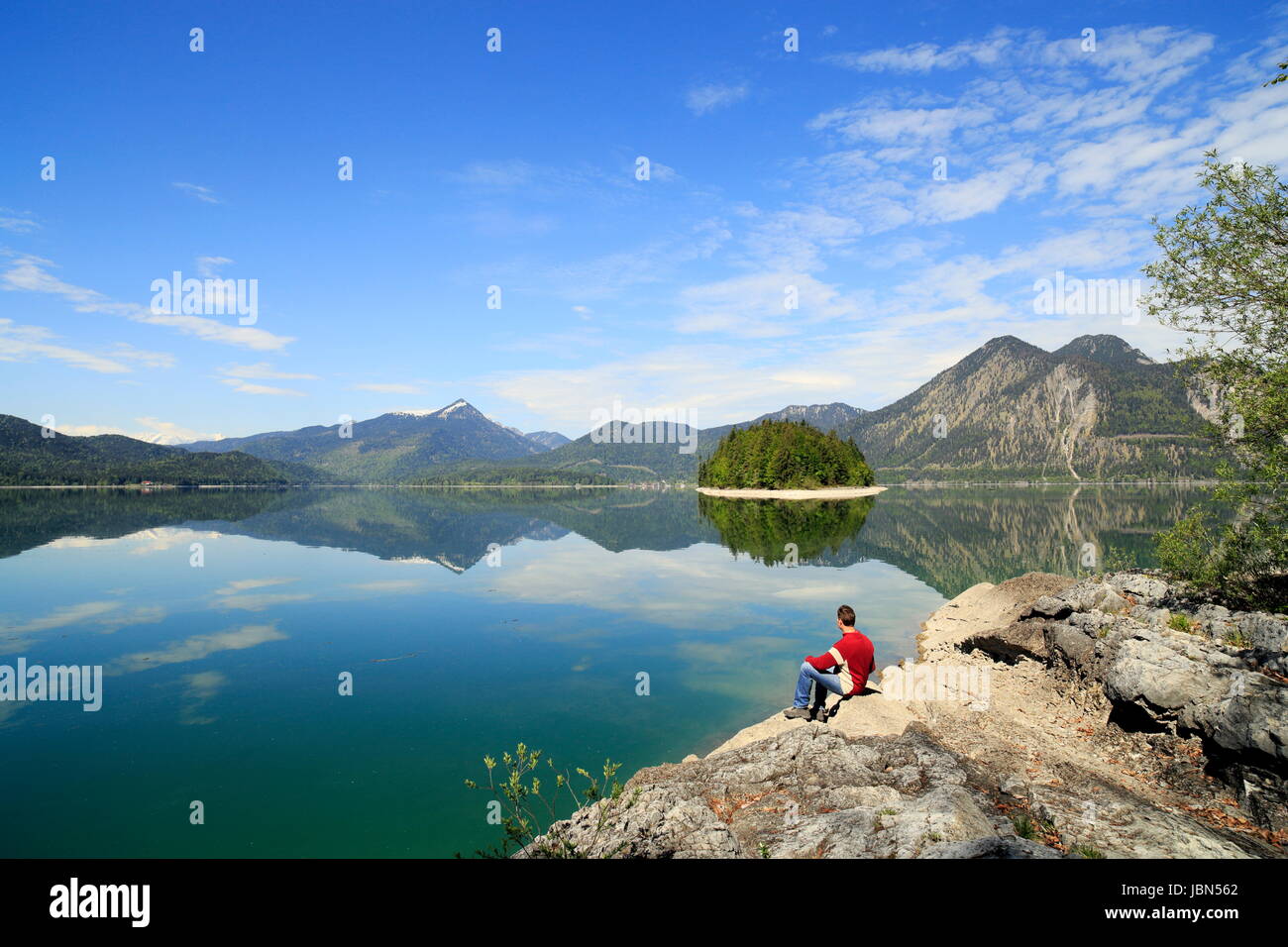 Person am See Stock Photo - Alamy