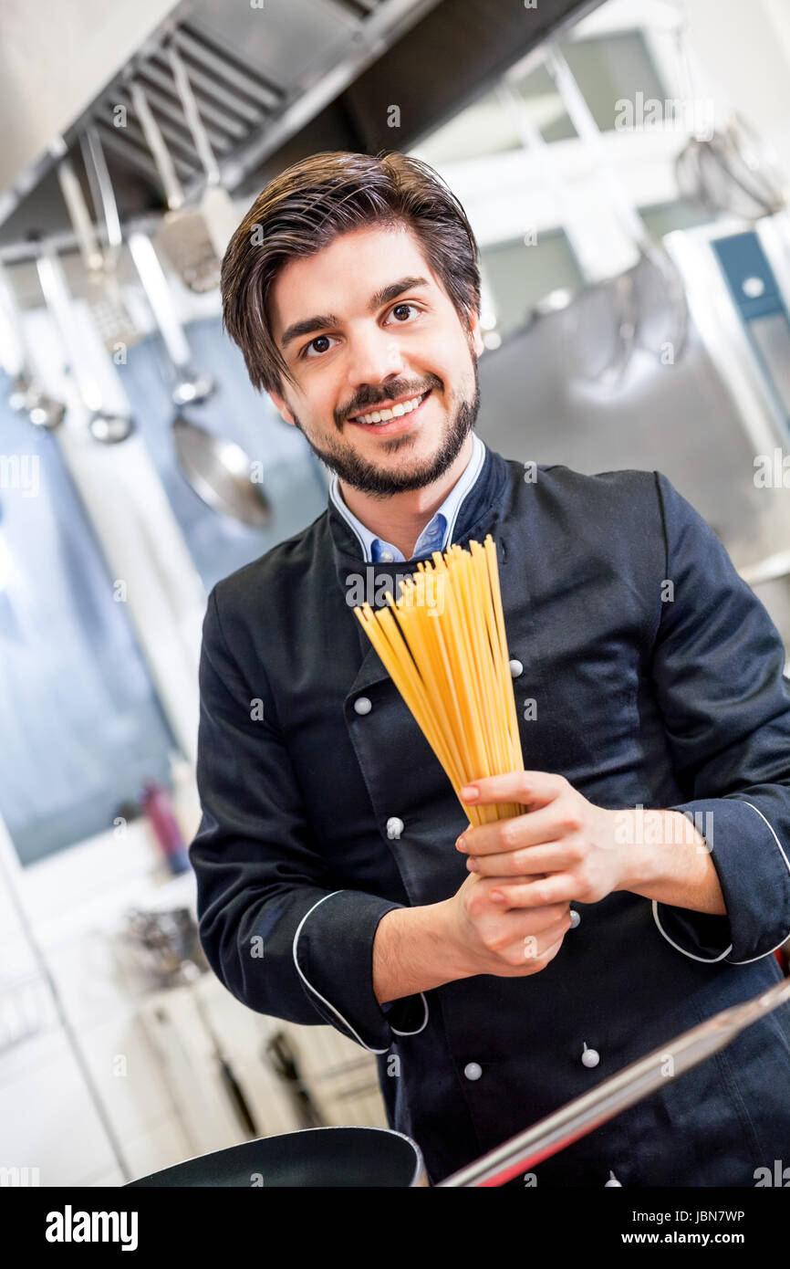 Endlich Enthüllt Das Britische Pasta Rezept Das Italien Zum Explodieren Bringt - 7jv2rsl