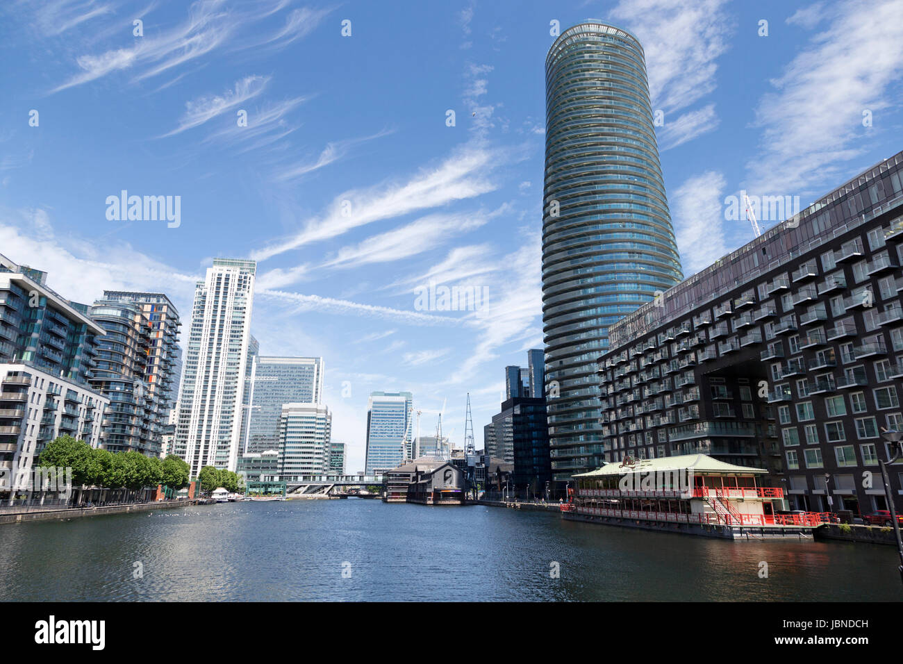 Baltimore Tower & the Lotus Chinese Floating Restaurant, Millwall Inner
