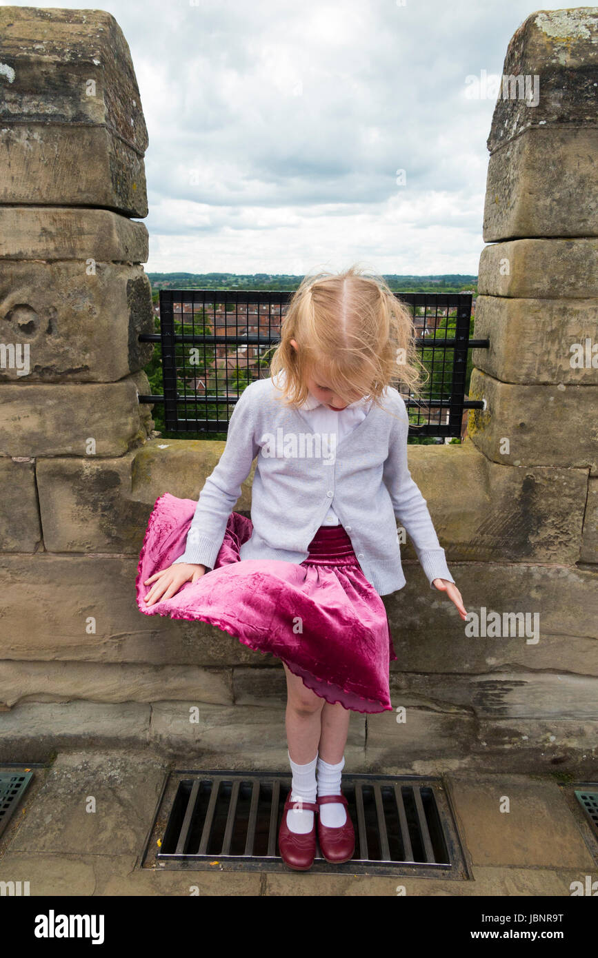 Girl in pink skirt super sexy wind blown up skirt