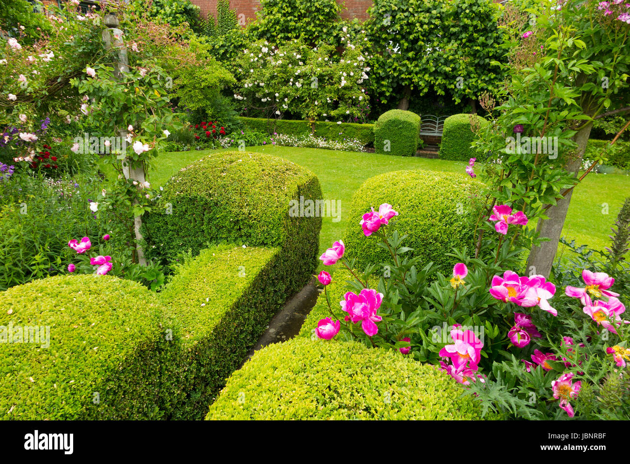 The Master's Garden of The Lord Leycester Hospital; The Lord Leycester ...