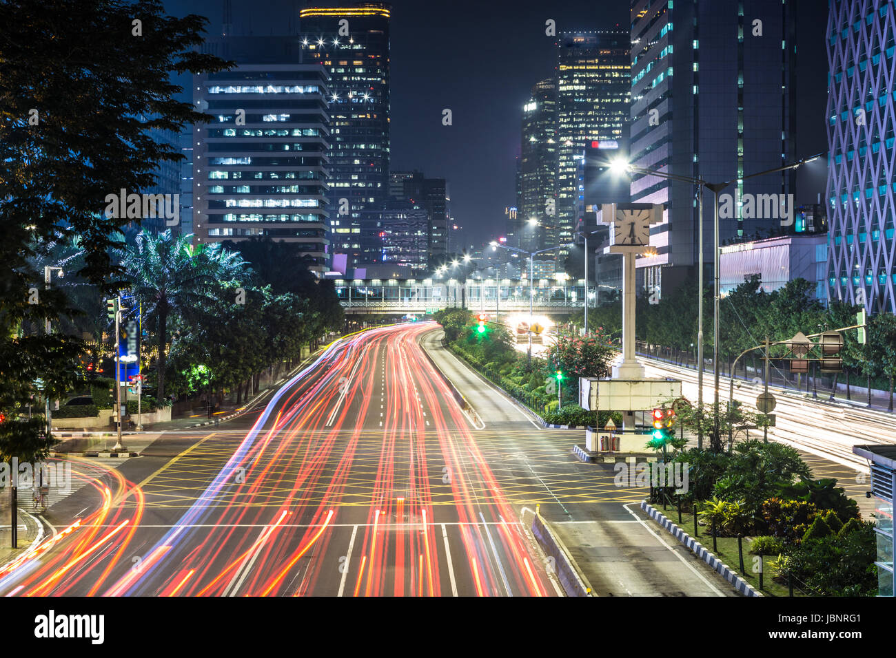 City car night hi-res stock photography and images - Alamy