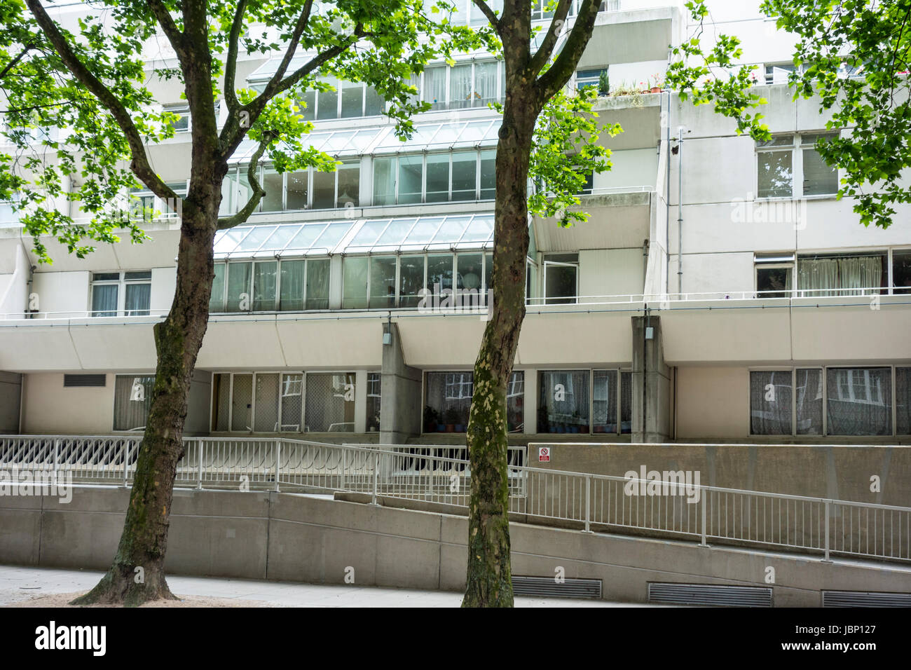 Brutalist architecture London: The Brunswick Shopping Centre, / Brunswick Centre designed by Patrick Hodgkinson, Bloomsbury, London Stock Photo