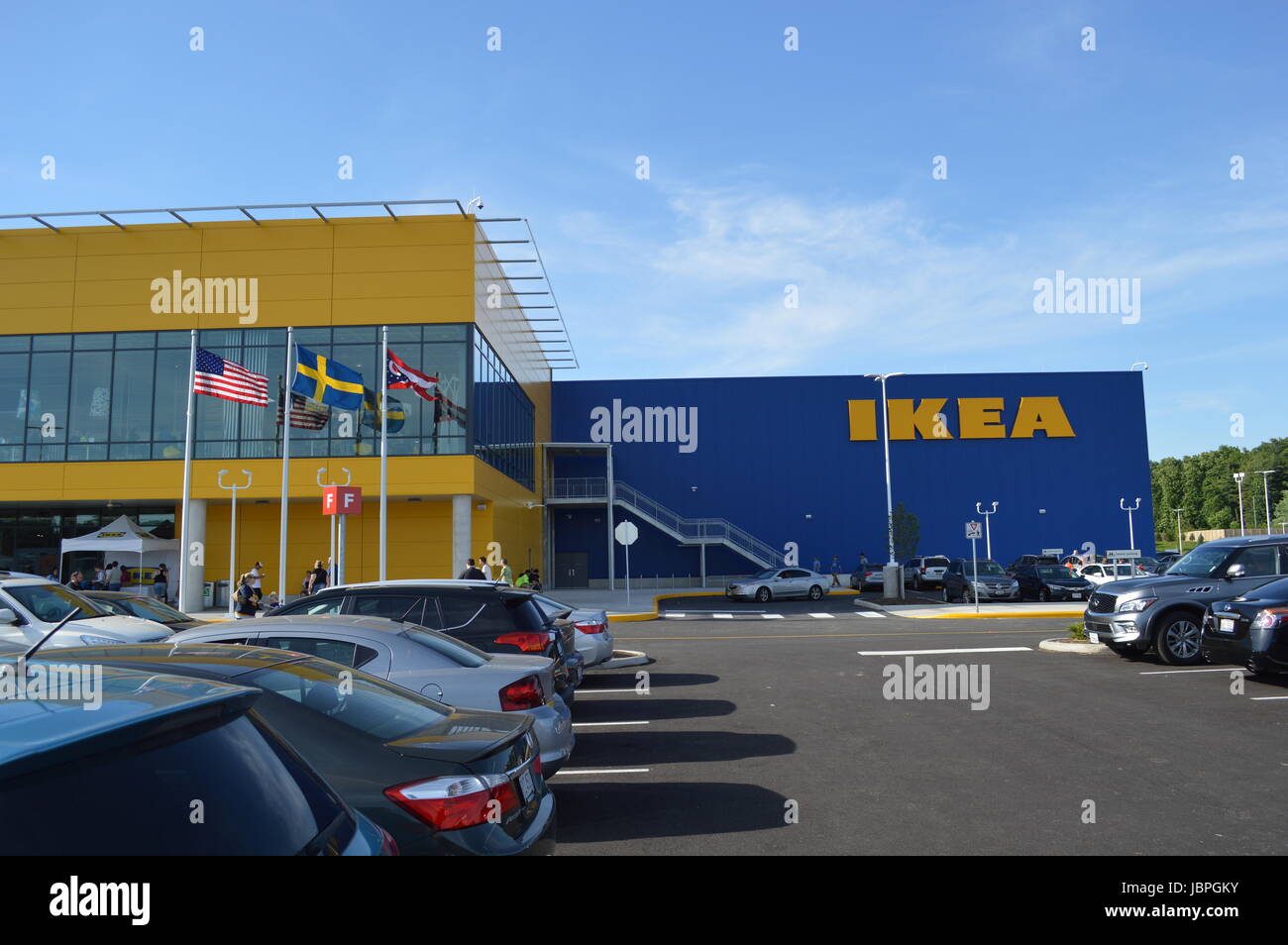 Shopping crowd ikea hires stock photography and images Alamy