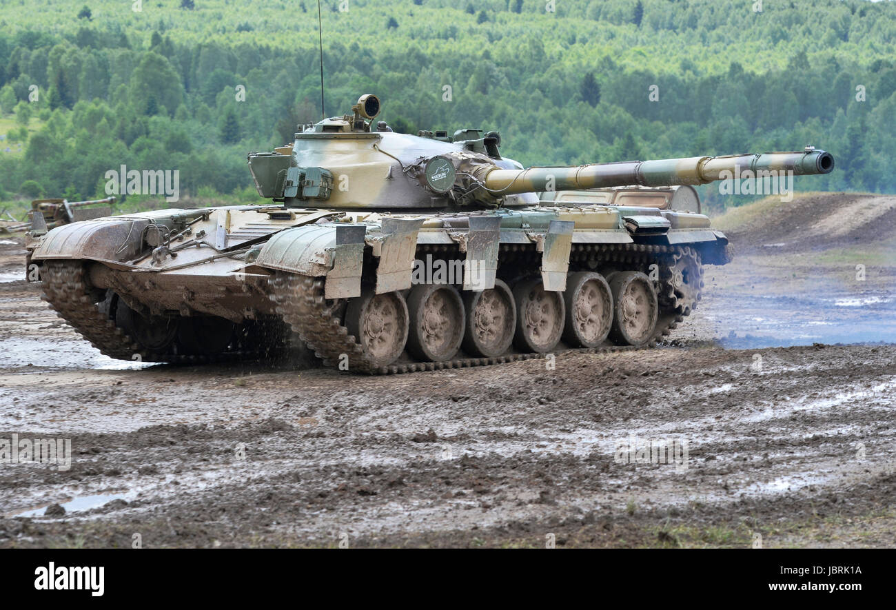 Tank T 72 High Resolution Stock Photography And Images Alamy Tank T 72 High Resolution Stock Photography And Images Alamy
