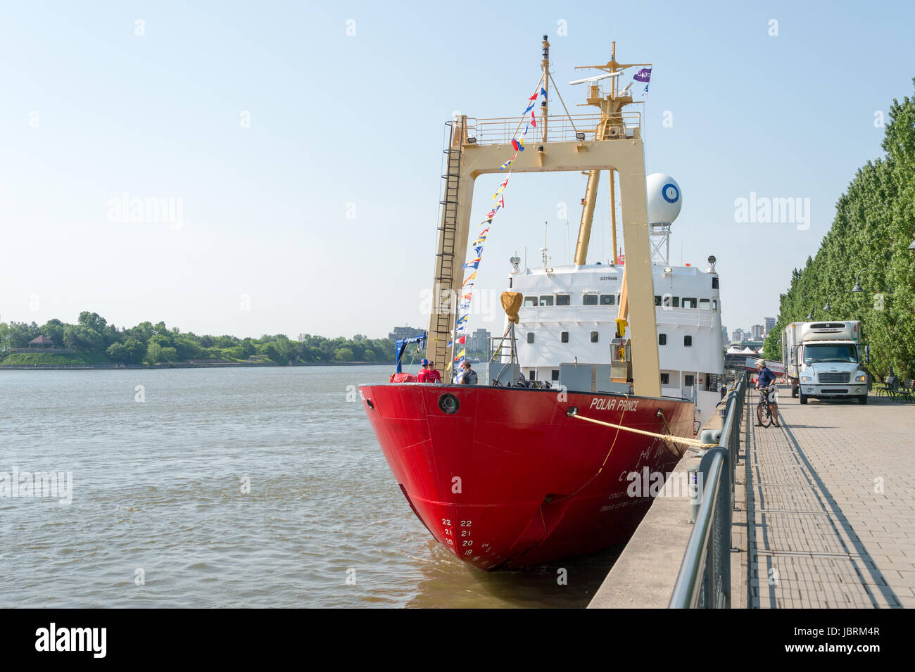 Montreal, Canada. 12th Jun, 2017. Icebreaker C3 cruising the Northwest Passage from Toronto to Victoria is moored in Montreal Old Port Credit: Marc Bruxelle/Alamy Live News Stock Photo